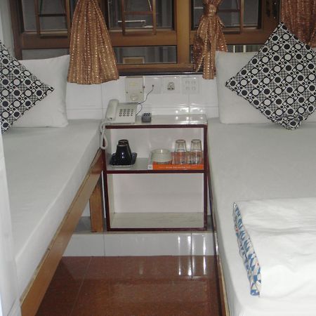 Paris Guest House Гонконг Екстер'єр фото
